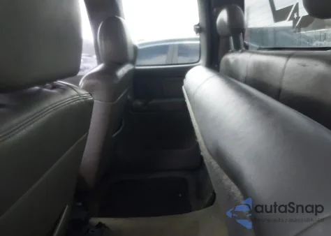 2002 Chevrolet Silverado 1500 Lt from USA, damaged, VIN 2GCEC19T321401002